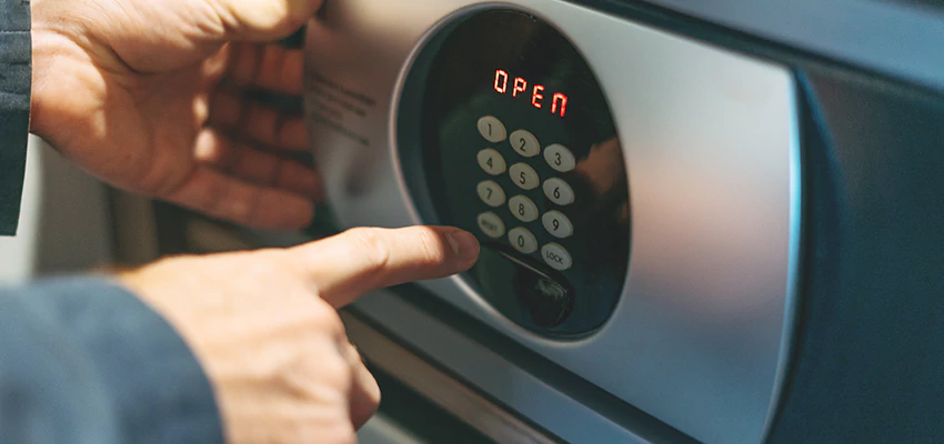 Cash Safe Openers in La Presa, California