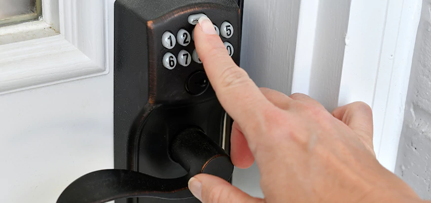 High-security Code Lock Ideas in La Presa, California