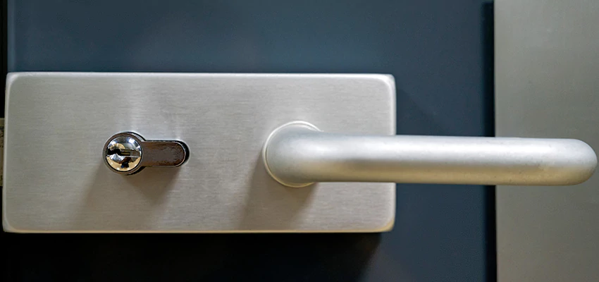Change Patio Door Locks in La Presa, California