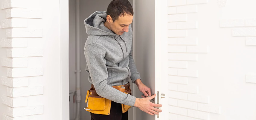 Nighttime Locksmith Near Me in La Presa, CA